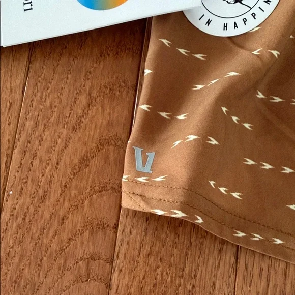 Vuori Women's Tan Printed Active Shorts with Drawstring New with tags - Picture 5 of 6